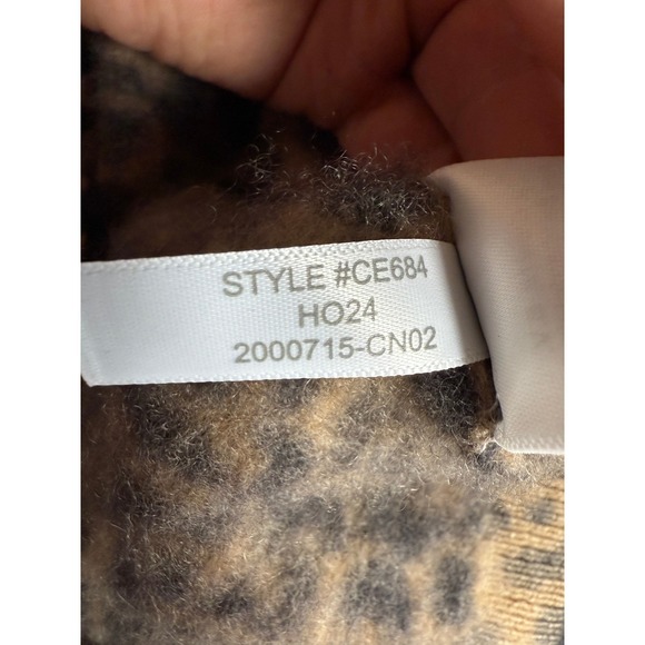 J.CREW Cashmere Crew Neck Leopard Print Tan Black Pullover Sweater Size M - Picture 8 of 8